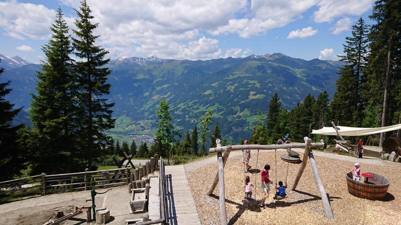 Landhaus Katharina Bis 12 Personen Mit Saunachalet Und Blick Auf Die Bergwelt Des Zillertals Hippach Luaran gambar
